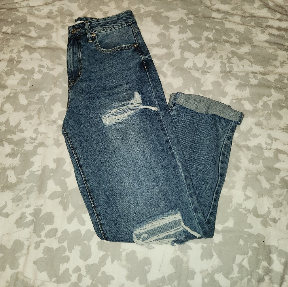 Forever 21 boyfriend ankle cuff jeans